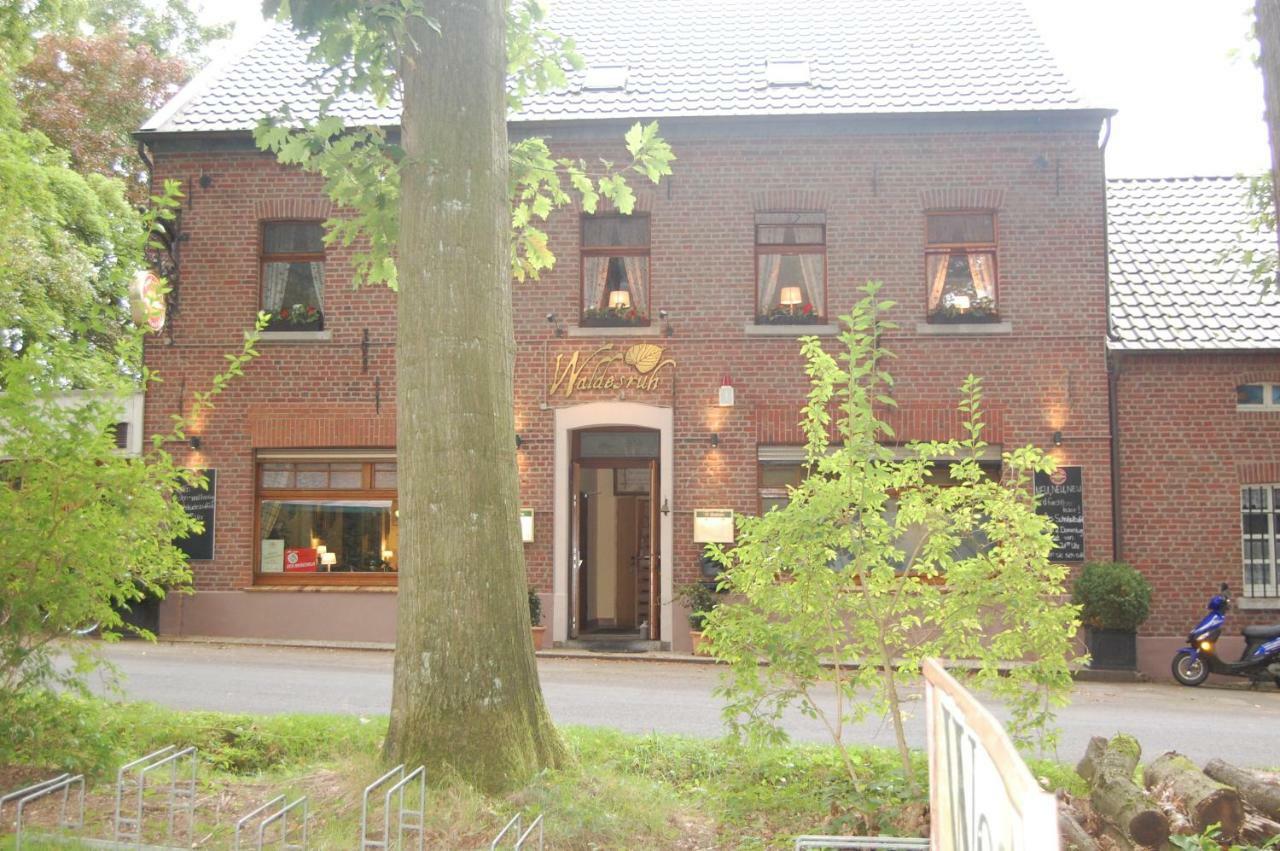 Restaurant Yamas Im Haus Waldesruh Hotell Nettetal Eksteriør bilde
